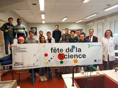 Des élèves récompensés par l’établissement pour leur engagement à la fête de la science